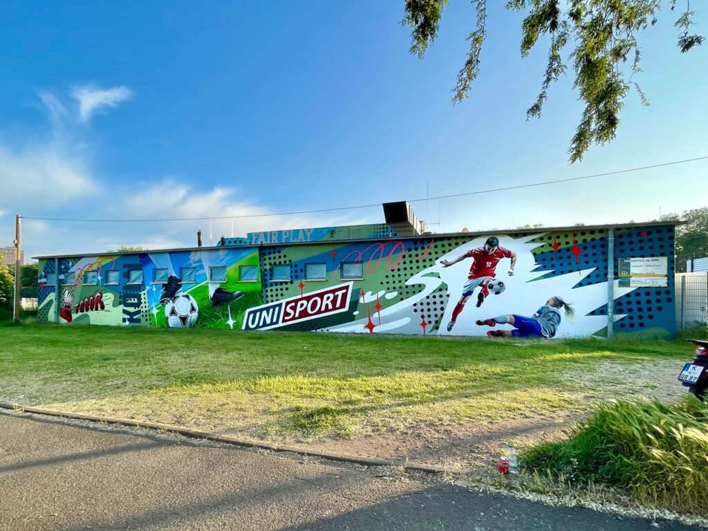 Graffitikunst_Sport_UNI_KÖLN_Fußballer